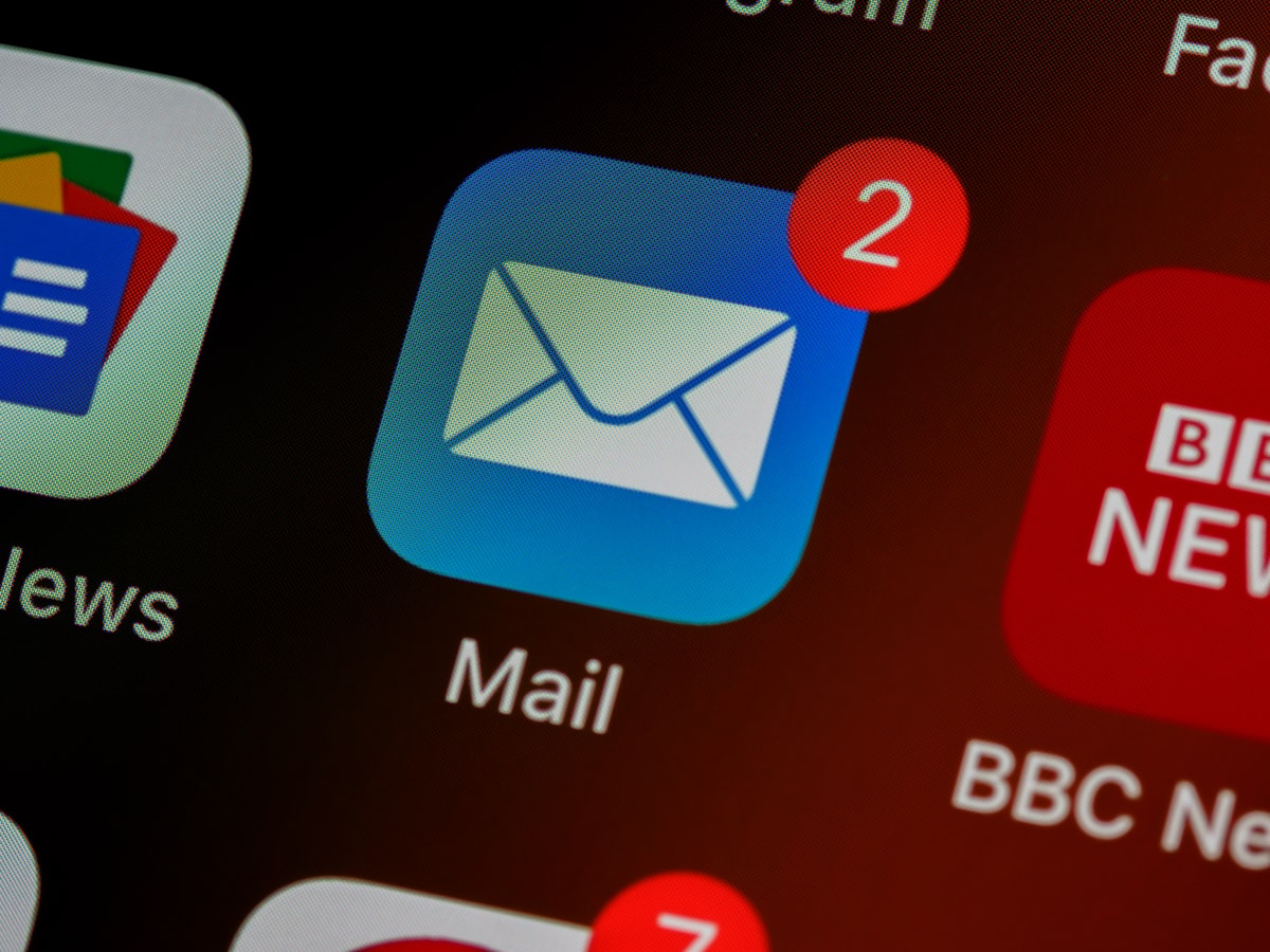 Comunicaciones por email